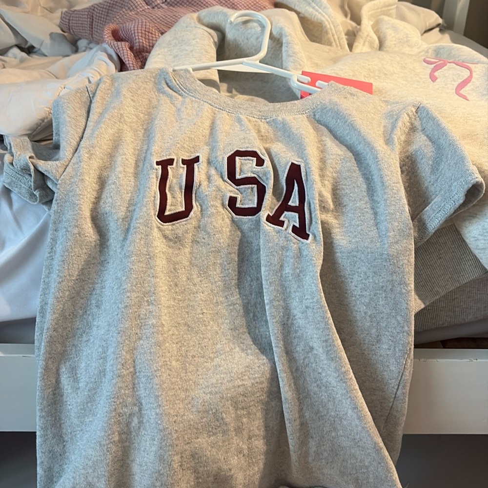 Brandy Melville USA top